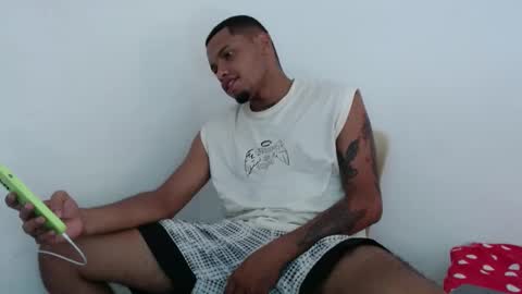 Snapshot of drako_monstercock chatting on January 2025 05:30:02 PM drako_monstercock online show from January 2025 05:30:02 PM