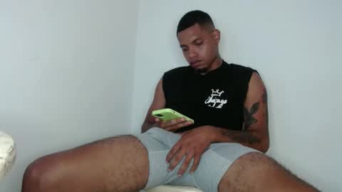 Snapshot of drako_monstercock chatting on February 2025 08:35:02 PM drako_monstercock online show from February 2025 08:35:02 PM