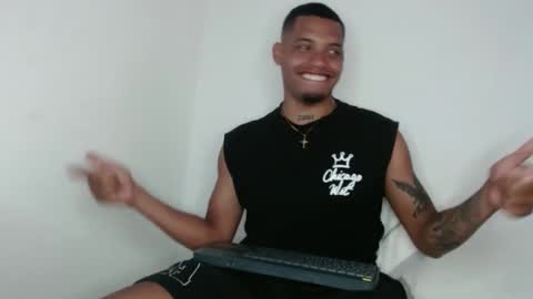 Snapshot of drako_monstercock chatting on February 2025 05:26:01 PM drako_monstercock online show from February 2025 05:26:01 PM