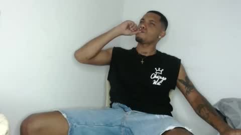 Snapshot of drako_monstercock chatting on February 2025 05:59:02 AM drako_monstercock online show from February 2025 05:59:02 AM