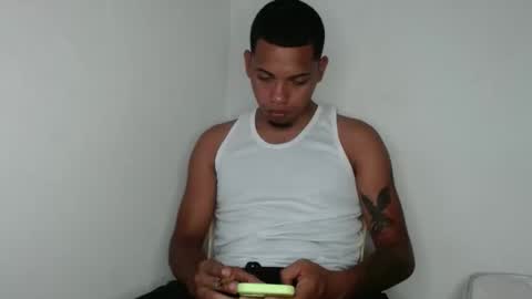 Snapshot of drako_monstercock chatting on March 2025 04:12:02 AM drako_monstercock online show from March 2025 04:12:02 AM