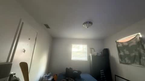 Snapshot of drakoblush chatting on April 2026 10:01:01 PM Dru online show from April 2026 10:01:01 PM