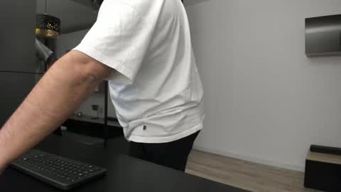 DravenPeak online show from October 2025 04:57:02 AM