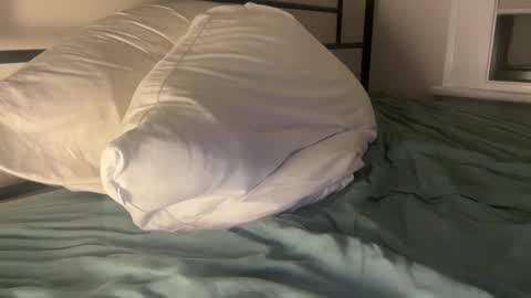 dre0000000 online show from October 2025 08:17:01 AM