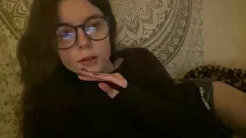 ur dream girl online show from February 2026 04:12:02 AM