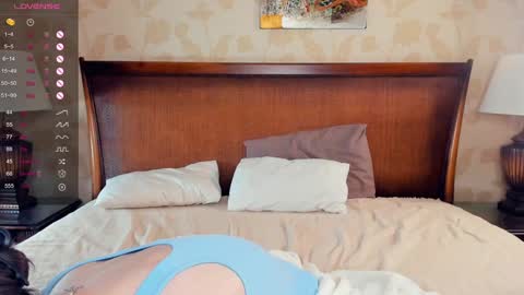 Snapshot of dream_melody chatting on September 2025 07:26:02 PM Hi Im Monika Welcome to my room online show from September 2025 07:26:02 PM