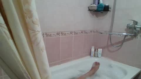 dream_petal_ online show from March 2026 03:50:02 PM