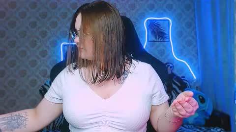 Snapshot of dreamforyoue2 chatting on September 2025 06:53:02 PM dreamforyoue2 online show from September 2025 06:53:02 PM