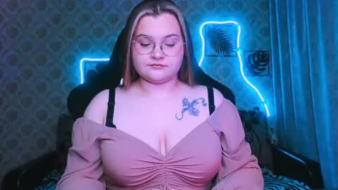 Snapshot of dreamforyoue2 chatting on April 2026 07:22:02 PM dreamforyoue2 online show from April 2026 07:22:02 PM