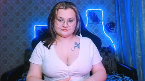 Snapshot of dreamforyoue2 chatting on April 2026 07:01:01 PM dreamforyoue2 online show from April 2026 07:01:01 PM