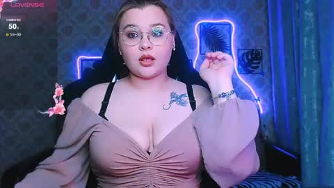 Snapshot of dreamforyoue2 chatting on May 2026 06:56:02 PM dreamforyoue2 online show from May 2026 06:56:02 PM