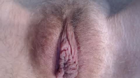 Olivia and Max online show from March 2026 11:10:01 AM