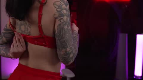 Sarah online show from February 2026 11:20:02 PM