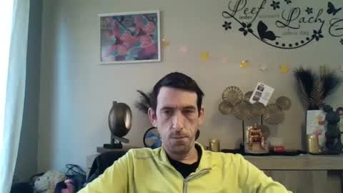 Snapshot of dreamguy38 chatting on February 2025 09:24:01 AM dreamguy38 online show from February 2025 09:24:01 AM