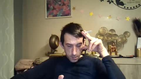 Snapshot of dreamguy38 chatting on February 2025 03:45:01 AM dreamguy38 online show from February 2025 03:45:01 AM