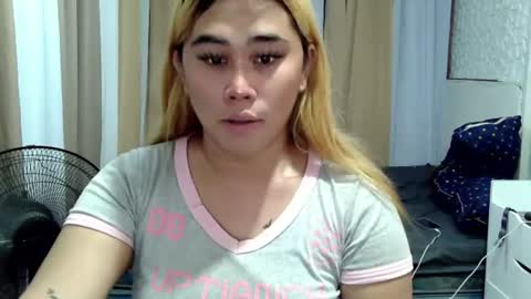 Snapshot of dreammegan chatting on June 2026 04:58:02 AM Stacy DONT FORGET TO FOLLOW ME AND THUMBS UP my wife samgrg2 online show from June 2026 04:58:02 AM