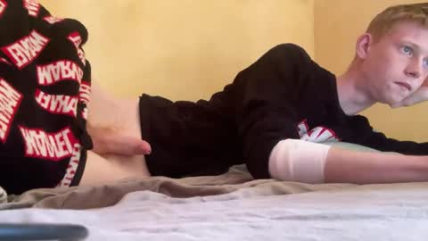 dreamy_devi1 online show from April 2026 12:04:01 PM