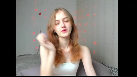 dreamy_pollyyy online show from May 2026 07:45:02 PM