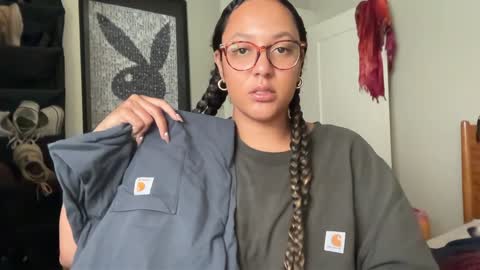 RIRI OR DREAMY online show from January 2025 06:49:01 PM