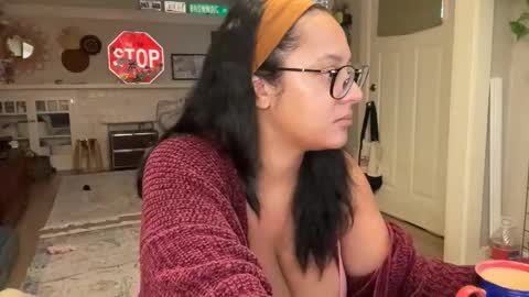 RIRI OR DREAMY online show from January 2026 03:05:01 PM