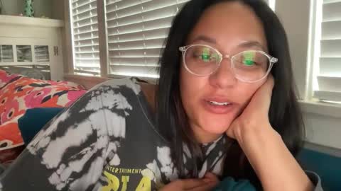 RIRI OR DREAMY online show from May 2026 01:44:02 AM