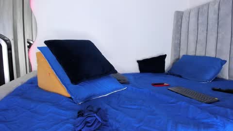 Kevin online show from September 2025 12:25:02 AM