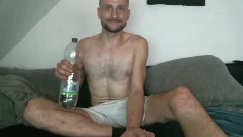 Snapshot of dresdenboy37 chatting on September 2025 03:16:02 AM Ronny online show from September 2025 03:16:02 AM