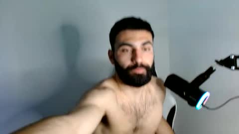 drewwho_ online show from April 2026 07:59:01 PM