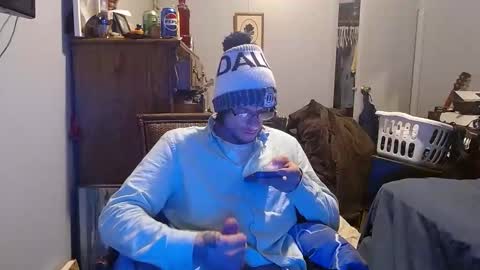 drewyurmom5633 online show from December 2024 04:53:01 AM