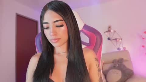 DRIANA online show from November 2025 01:55:02 PM