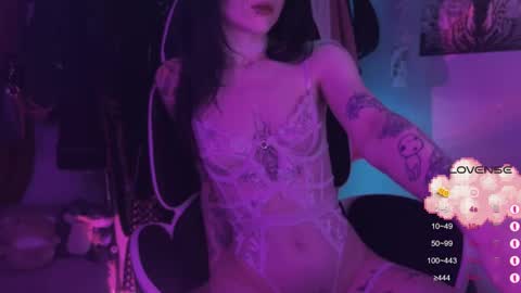 Tara  Sonny online show from February 2026 05:28:01 PM