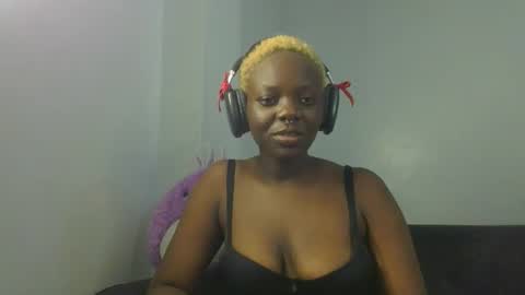 Snapshot of drip_doll_ chatting on January 2026 01:05:02 PM Kimberly online show from January 2026 01:05:02 PM