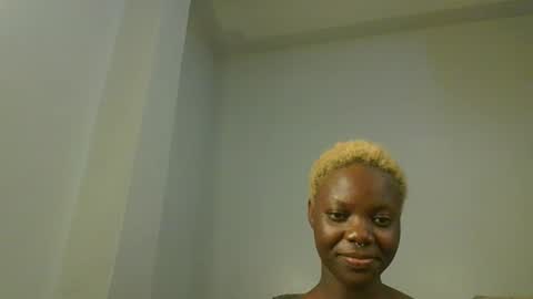 Snapshot of drip_doll_ chatting on February 2026 03:16:02 AM Kimberly online show from February 2026 03:16:02 AM