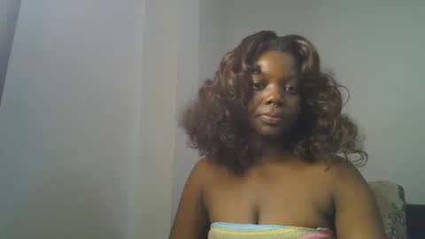 Snapshot of drip_doll_ chatting on February 2026 01:21:02 AM Kimberly online show from February 2026 01:21:02 AM