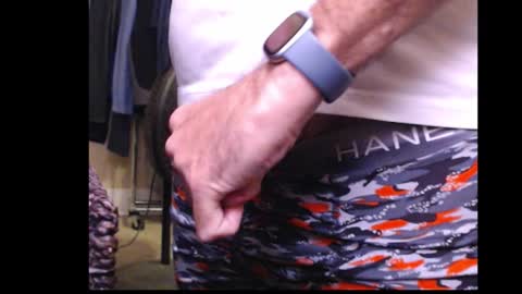 Hello Hope you enjoy what you see. I love attention in dirty talk and tips thickcock  edging precum dirtyTalk C2C online show from November 2025 10:43:02 AM