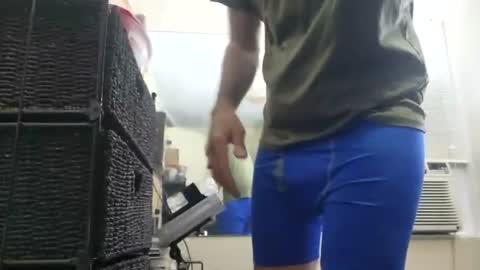 Hello Hope you enjoy what you see. I love attention in dirty talk and tips thickcock  edging precum dirtyTalk C2C online show from June 2026 03:33:01 AM
