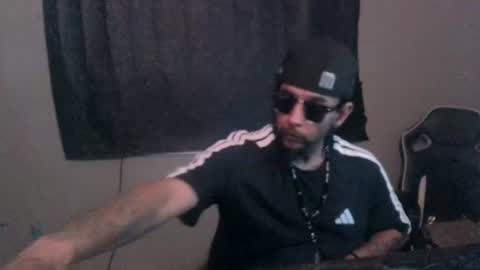 Snapshot of drogoloko233 chatting on June 2026 01:37:01 AM drogo lpkp online show from June 2026 01:37:01 AM