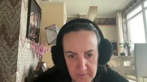 Dr. Resa online show from February 2025 02:32:01 PM