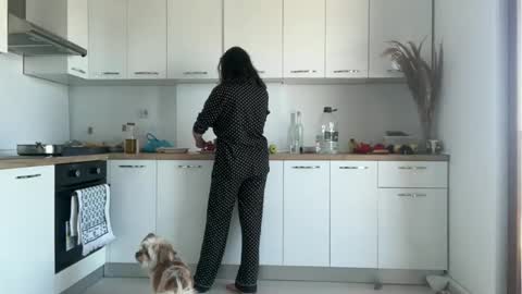 Dr. Resa online show from October 2025 09:07:02 AM