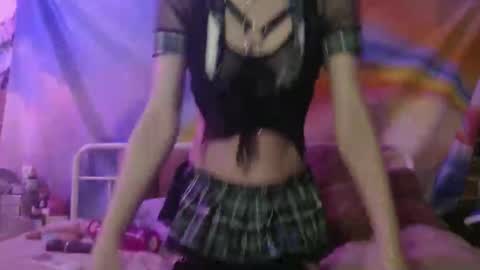 Casey  online show from October 2025 04:07:01 AM