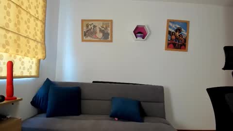 druidcandi online show from February 2026 09:30:01 PM