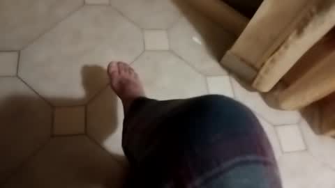 dthedog12 online show from October 2025 09:48:02 PM