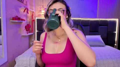 Victoria online show from November 2025 08:23:02 AM