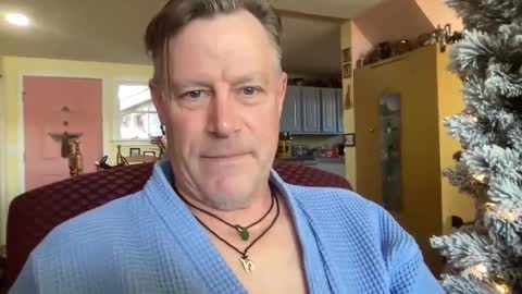 Snapshot of dudeinnh chatting on January 2025 05:45:01 PM Steve online show from January 2025 05:45:01 PM