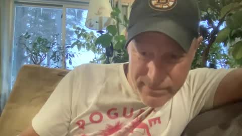 Snapshot of dudeinnh chatting on February 2025 09:56:01 PM Steve online show from February 2025 09:56:01 PM