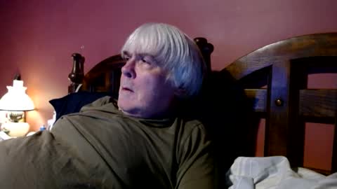 Snapshot of dug38 chatting on December 2024 12:35:01 AM Doug online show from December 2024 12:35:01 AM
