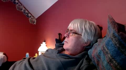 Snapshot of dug38 chatting on December 2024 03:30:01 PM Doug online show from December 2024 03:30:01 PM