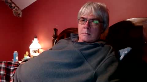 Snapshot of dug38 chatting on December 2024 12:19:01 PM Doug online show from December 2024 12:19:01 PM