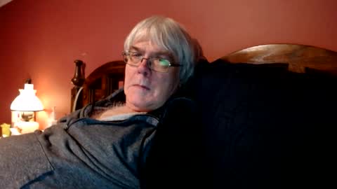 Snapshot of dug38 chatting on December 2024 01:38:02 PM Doug online show from December 2024 01:38:02 PM