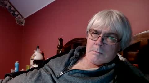 Snapshot of dug38 chatting on December 2024 09:39:02 PM Doug online show from December 2024 09:39:02 PM